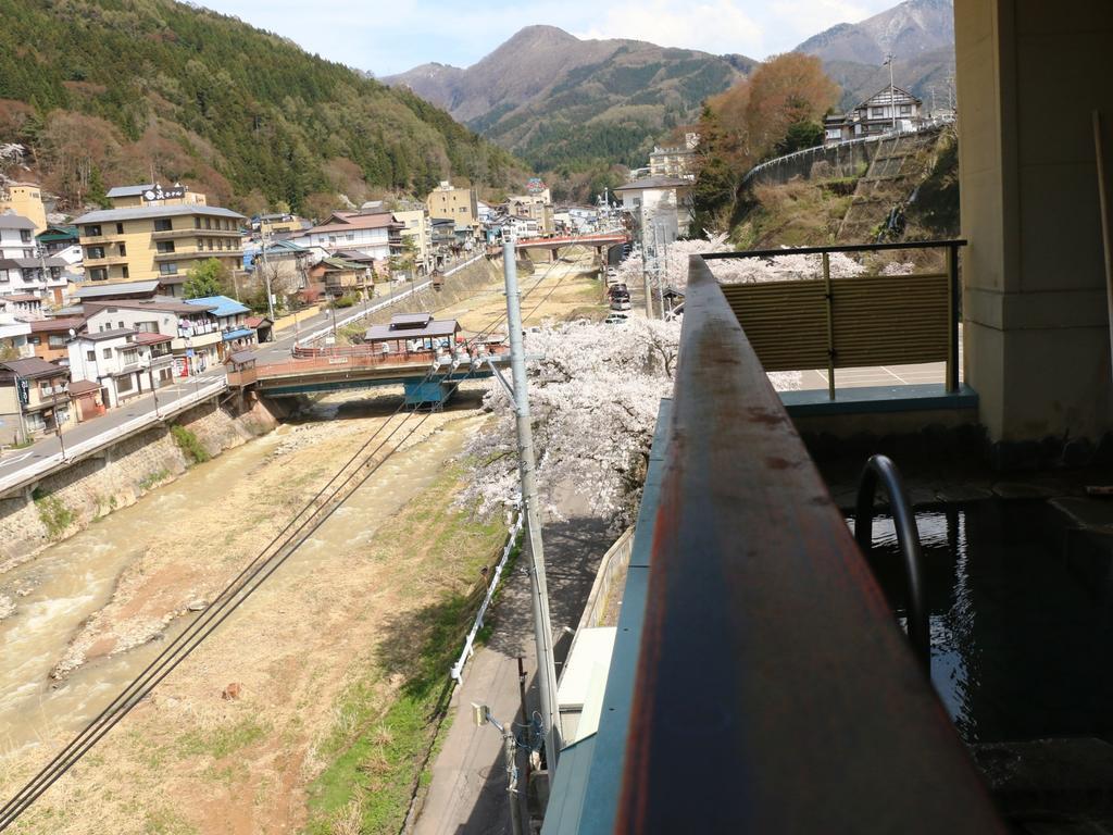 Yamatoya Hotel Yamanouchi  Eksteriør billede