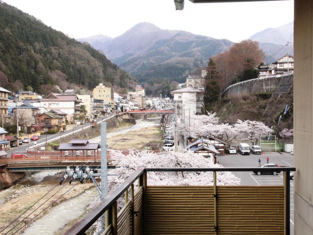 Yamatoya Hotel Yamanouchi  Eksteriør billede